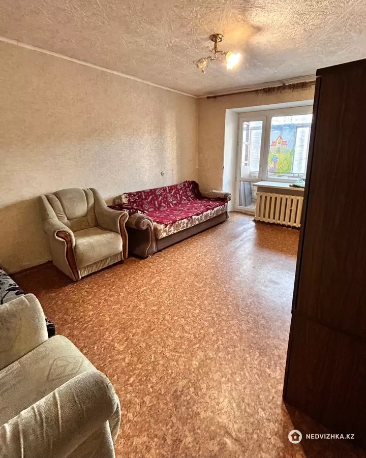 2-комнатная квартира, этаж 3 из 5, 52 м²