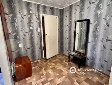 2-комнатная квартира, этаж 3 из 5, 52 м², миниатюра 4