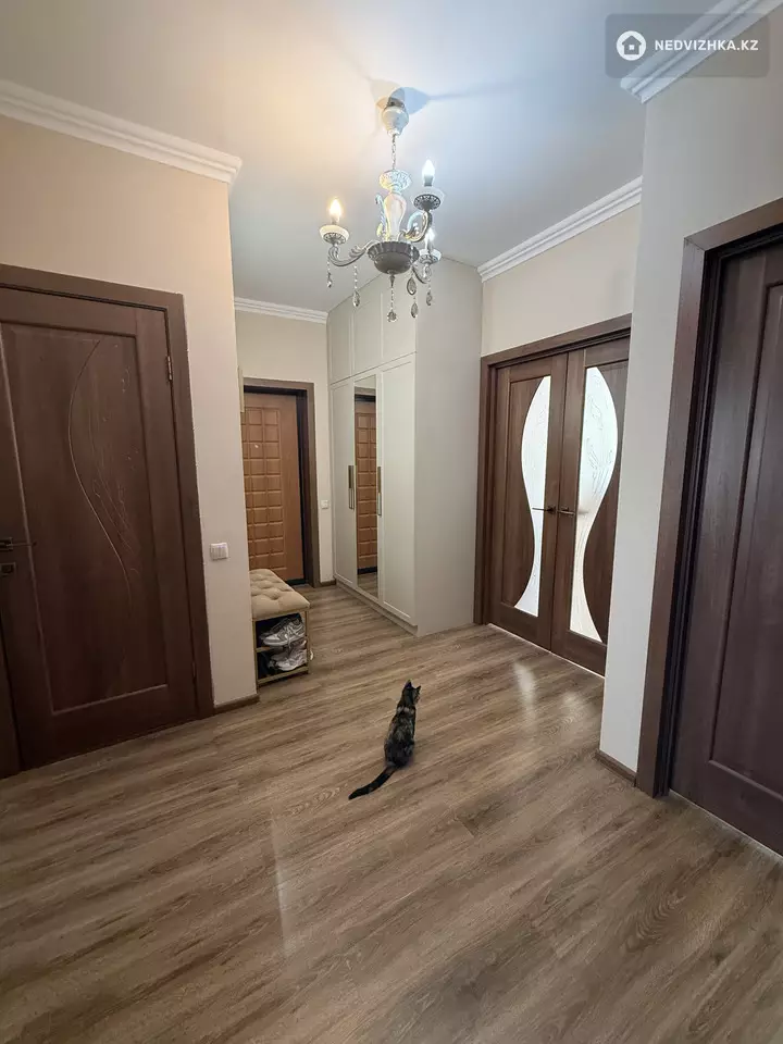 3-комнатная квартира, этаж 4 из 7, 74 м², фотография 4