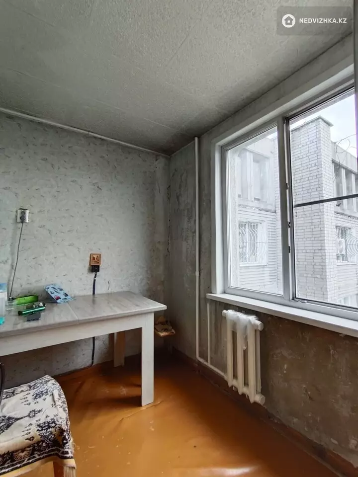 4-комнатная квартира, этаж 10 из 10, 75 м², фотография 5