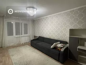 2-комнатная квартира, этаж 4 из 5, 45 м², миниатюра 2