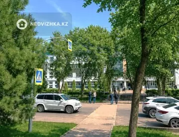 Помещение, этаж 1 из 10, 65 м²