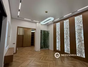 3-комнатная квартира, этаж 9 из 9, 100 м²