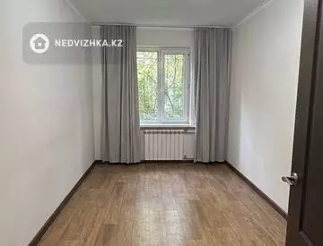 3-комнатная квартира, этаж 1 из 5, 59 м², миниатюра 4