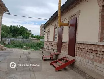 6-бөлмелі үй, 10 соттық, 150 м², 2-нобай