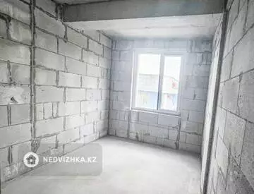 1-комнатная квартира, этаж 5 из 12, 45 м²