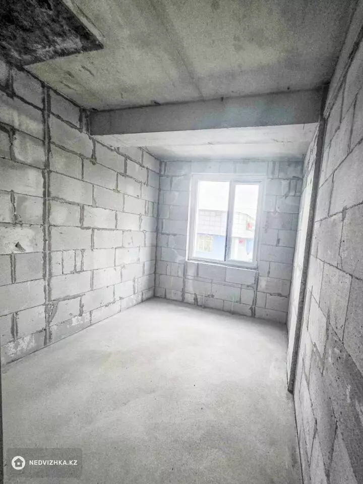 1-комнатная квартира, этаж 5 из 12, 45 м², фотография 3