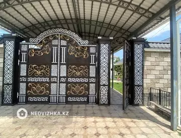 6-комнатный дом, 10 соток, 111 м²