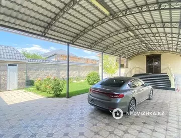 6-комнатный дом, 10 соток, 111 м²