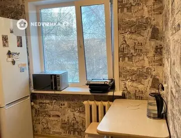 4-комнатная квартира, этаж 5 из 5, 61 м²