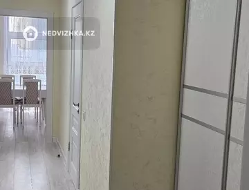 1-комнатная квартира, этаж 12 из 22, 42 м²