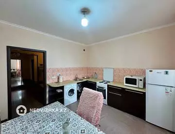 1-комнатная квартира, этаж 14 из 10, 70 м², миниатюра 5