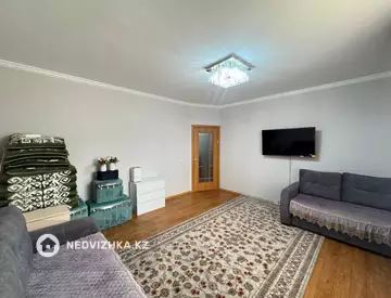 1-комнатная квартира, этаж 4 из 18, 44 м², миниатюра 1
