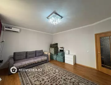 1-комнатная квартира, этаж 4 из 18, 44 м², миниатюра 4