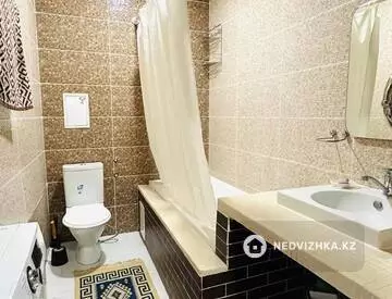 2-комнатная квартира, этаж 6 из 25, 62 м², миниатюра 7
