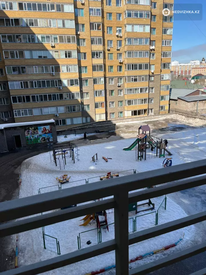 3-бөлмелі пәтер, қабат 4 барлық қабат саны 12, 82 м², 2-фотосурет