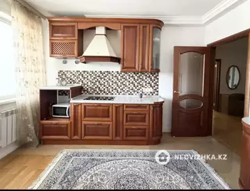 2-комнатная квартира, этаж 5 из 24, 65 м², миниатюра 1