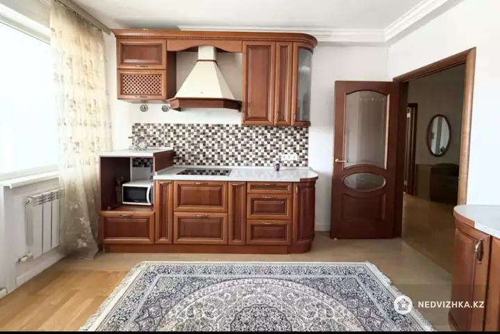 2-комнатная квартира, этаж 5 из 24, 65 м²