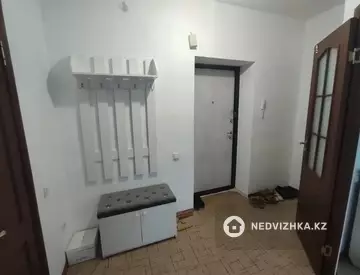1-комнатная квартира, этаж 3 из 9, 43 м²