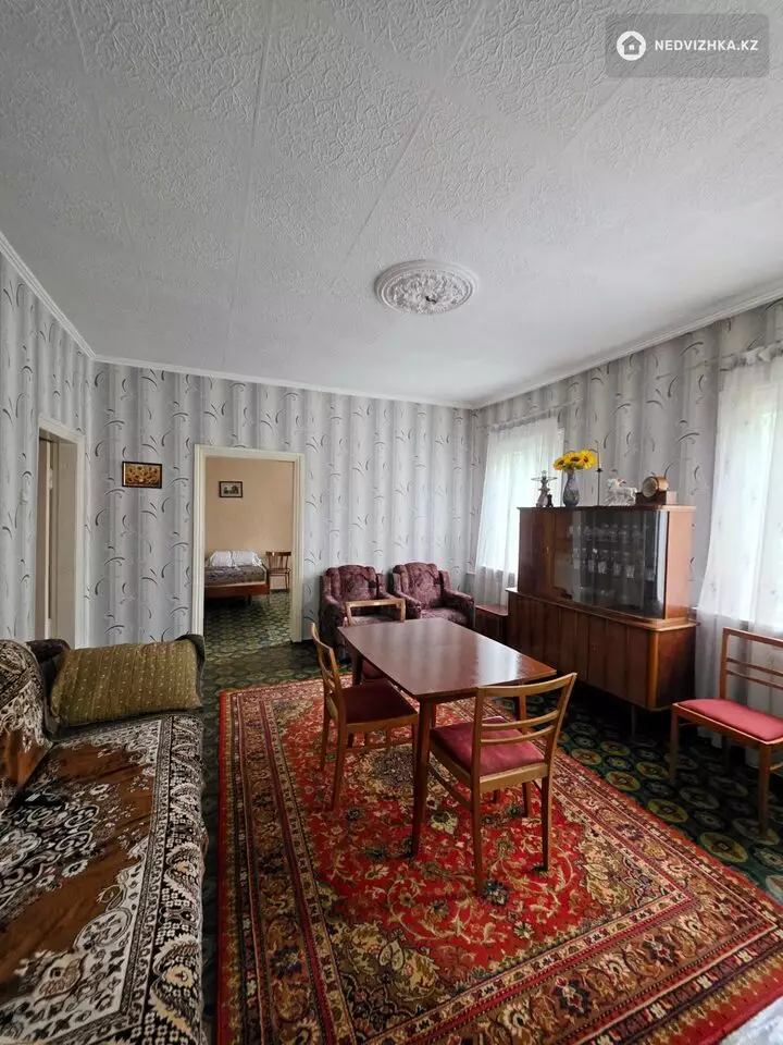 5-комнатный дом, 4.9 соток, 180 м², фотография 2