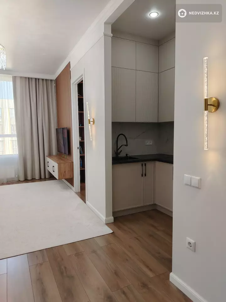 3-комнатная квартира, этаж 11 из 12, 67 м², фотография 5