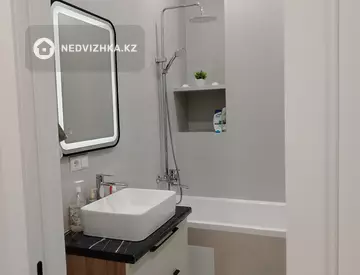 3-комнатная квартира, этаж 11 из 12, 67 м², миниатюра 11