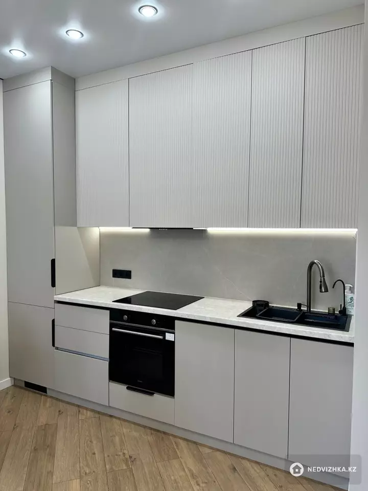 2-комнатная квартира, этаж 3 из 12, 40 м², фотография 5