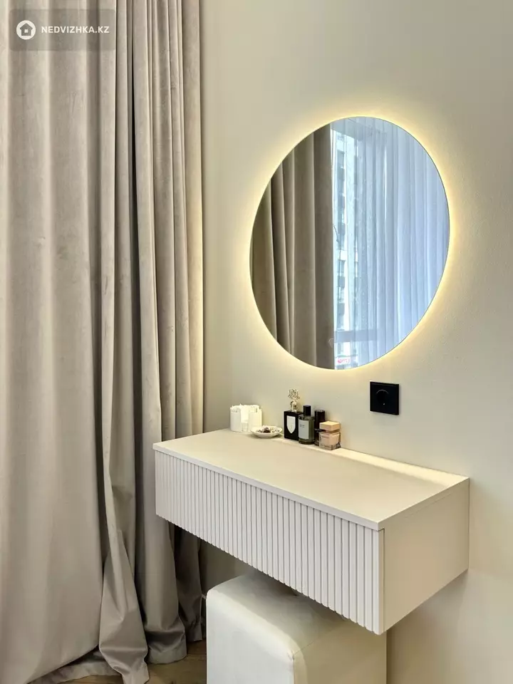 2-комнатная квартира, этаж 3 из 12, 40 м², фотография 2