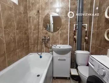 1-комнатная квартира, этаж 3 из 5, 30 м²