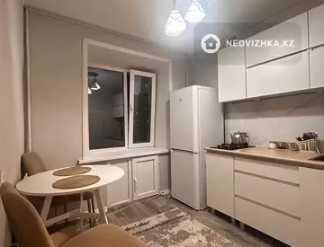 1-комнатная квартира, этаж 3 из 5, 30 м²
