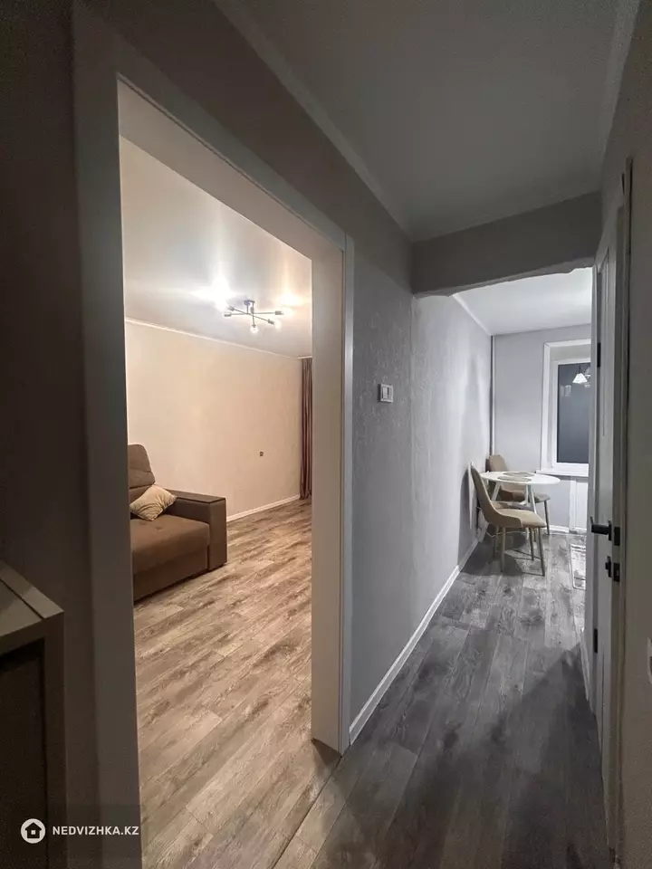 1-бөлмелі пәтер, қабат 3 барлық қабат саны 5, 30 м², 4-фотосурет