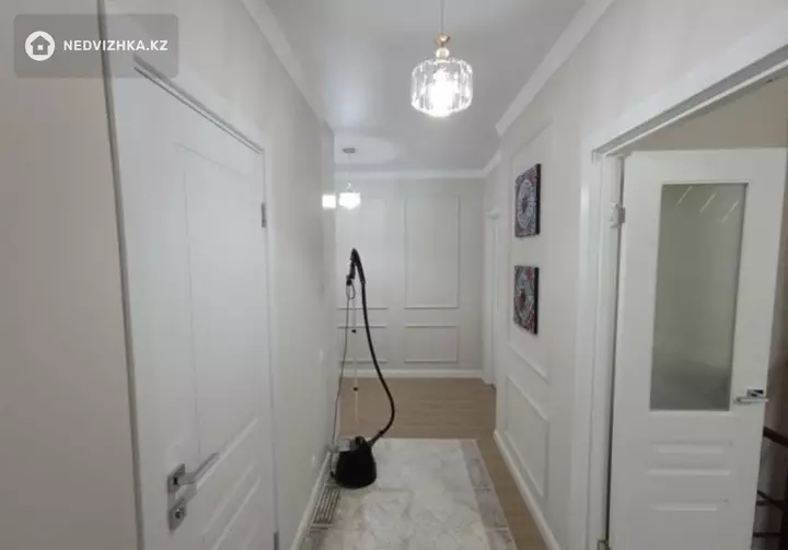 2-комнатная квартира, этаж 14 из 19, 68 м², фотография 4