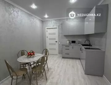 1-комнатная квартира, этаж 2 из 7, 44 м², На длительный срок