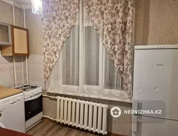 1-комнатная квартира, этаж 3 из 5, 34 м², На длительный срок