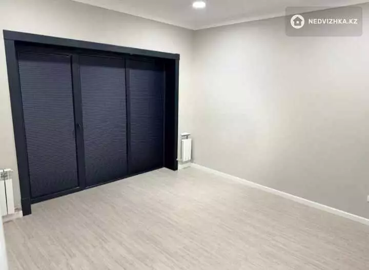 5-комнатный таунхаус, 5 соток, 170 м², фотография 4