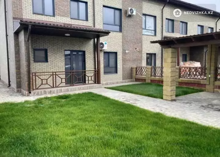 5-комнатный таунхаус, 5 соток, 170 м², фотография 2