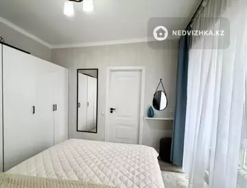 3-комнатная квартира, этаж 7 из 13, 67 м², миниатюра 1