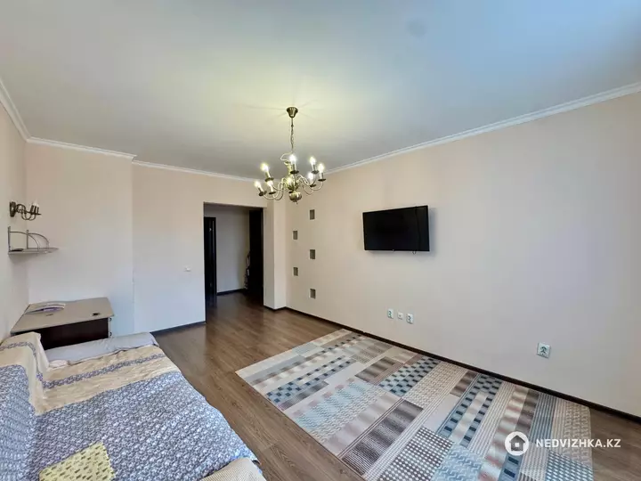 2-комнатная квартира, этаж 14 из 17, 70 м², фотография 5