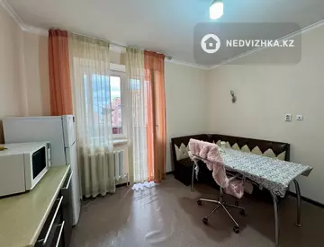2-комнатная квартира, этаж 14 из 17, 70 м², миниатюра 8
