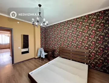 2-комнатная квартира, этаж 14 из 17, 70 м², миниатюра 9