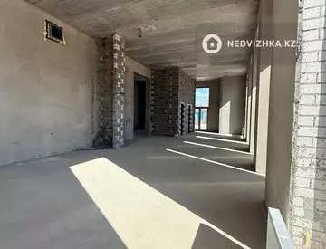 Офис, Магазин и др., этаж 1 из 10, 167 м², На длительный срок