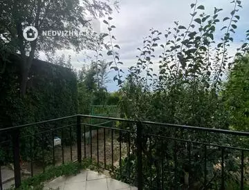 2-комнатный дом, 6 соток, 74 м²