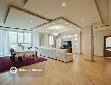 4-бөлмелі пәтер, қабат 12 барлық қабат саны 20, 241 м², 2-нобай