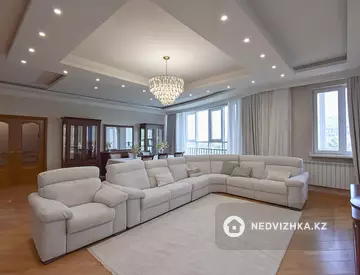 4-бөлмелі пәтер, қабат 12 барлық қабат саны 20, 241 м², 3-нобай