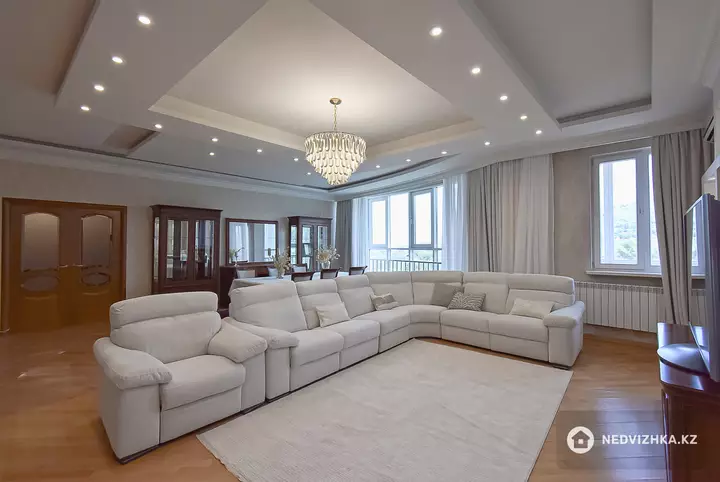 4-комнатная квартира, этаж 12 из 20, 241 м², 3-фотосурет