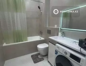 2-комнатная квартира, этаж 2 из 17, 45 м², Посуточно