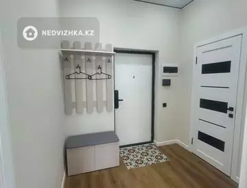 2-комнатная квартира, этаж 2 из 17, 45 м², Посуточно, миниатюра 7
