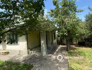 2-комнатный дом, 12 соток, 75 м²