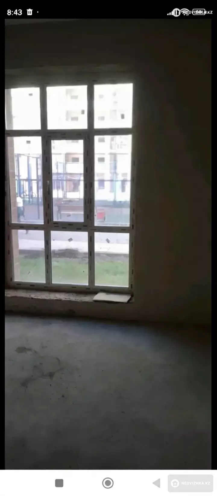 1-комнатная квартира, этаж 1 из 12, 38 м², фотография 3