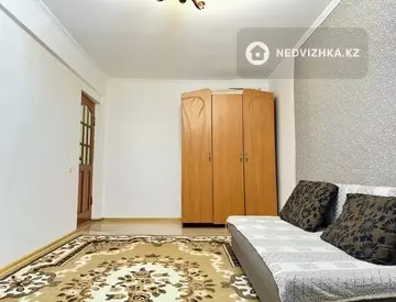 1-комнатная квартира, этаж 4 из 5, 30 м²